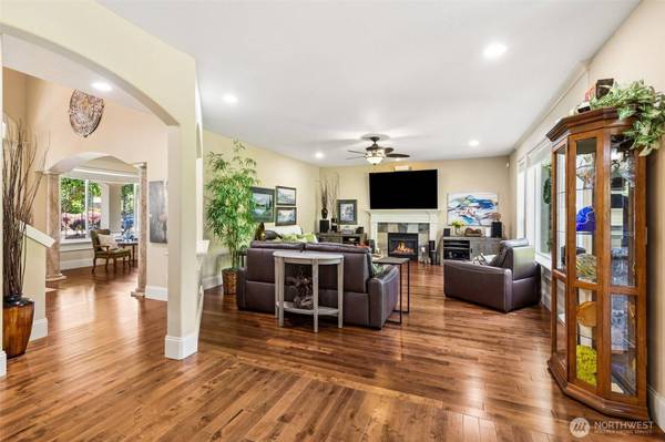 33103 134th AVE SE, Auburn, WA 98092
