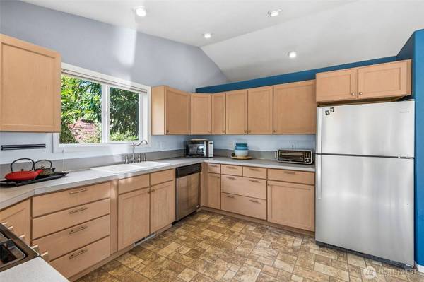 1315 Rogers ST NW, Olympia, WA 98502