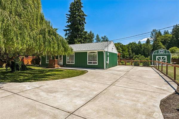 324 Nisqually Cut Off RD SE, Olympia, WA 98513