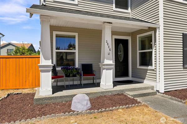 3086 Walker RD, Dupont, WA 98327