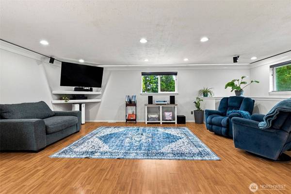 5123 Berger DR SE, Olympia, WA 98513