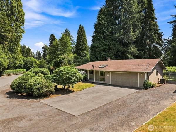 5815 7th AVE SE