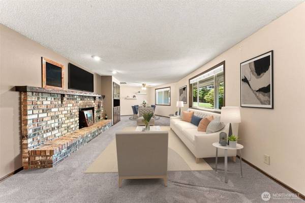 5815 7th AVE SE, Lacey, WA 98503