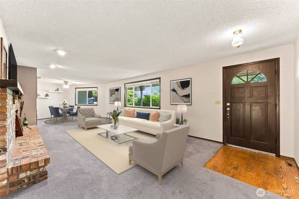 5815 7th AVE SE, Lacey, WA 98503