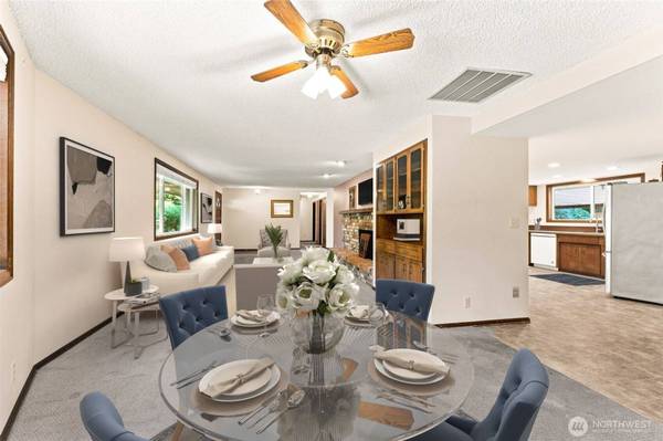 5815 7th AVE SE, Lacey, WA 98503
