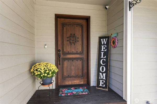 3519 Gray CT NE, Lacey, WA 98516