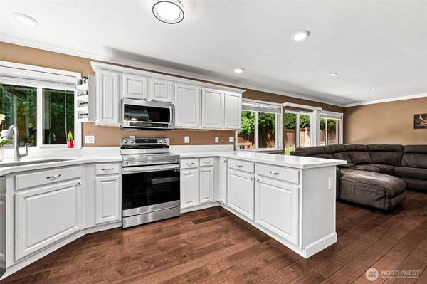 3519 Gray CT NE, Lacey, WA 98516
