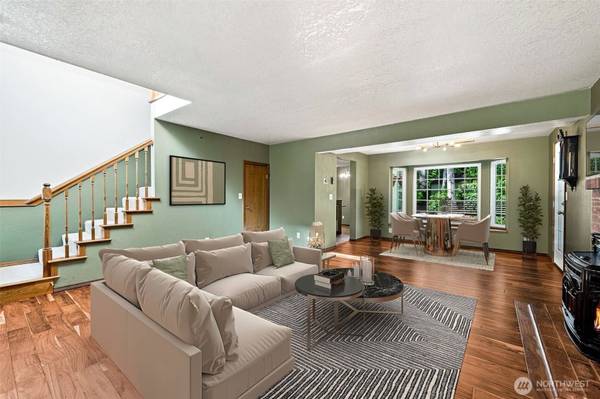 4048 Oxford LOOP SE, Lacey, WA 98503