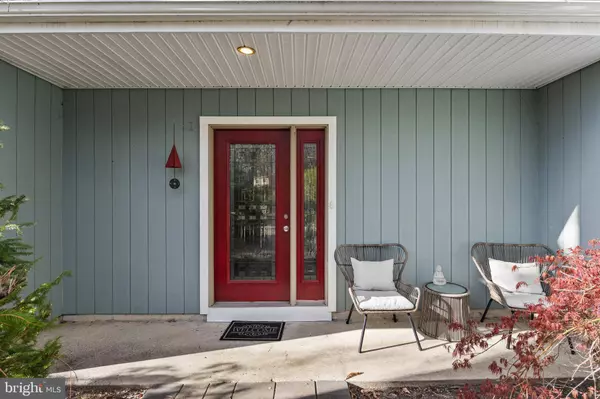 17 DARTMOUTH CT, Marlton, NJ 08053