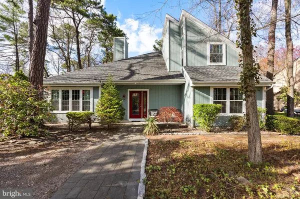 17 DARTMOUTH CT, Marlton, NJ 08053