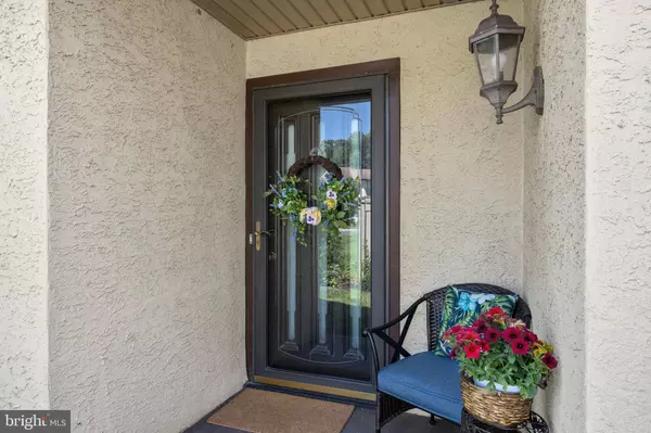 53 FULMAR DR, Voorhees, NJ 08043