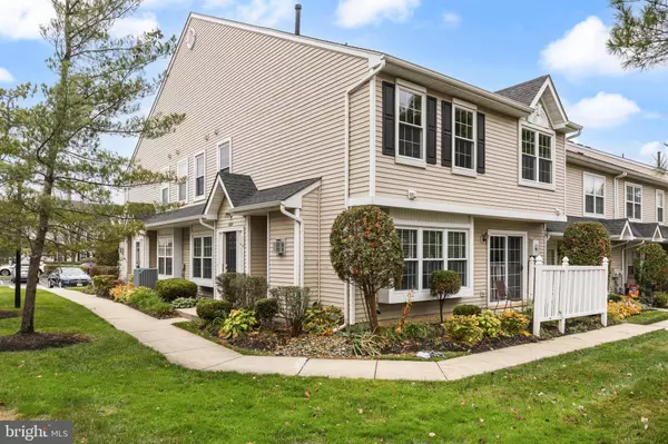 5105 HALIFAX WAY, Mount Laurel, NJ 08054