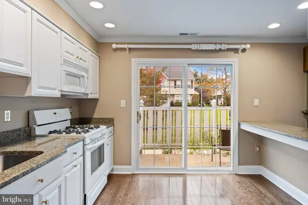 5105 HALIFAX WAY, Mount Laurel, NJ 08054