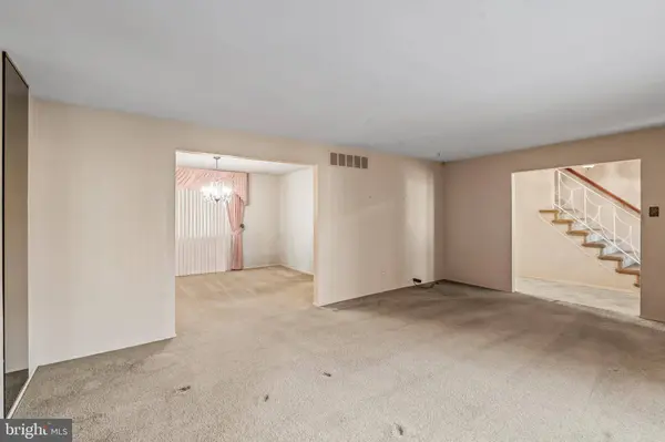 313 ROYAL OAK AVE, Cherry Hill, NJ 08002