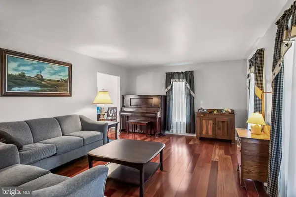 446 PROSPECT AVE, West Berlin, NJ 08091