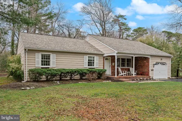 10 NORMANDY RD, Marlton, NJ 08053