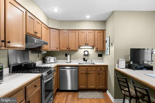 10 NORMANDY RD, Marlton, NJ 08053