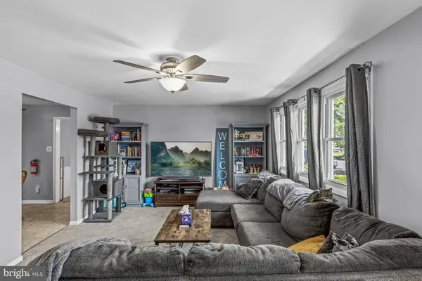 59 CHESTNUT ST, Pennsville, NJ 08070