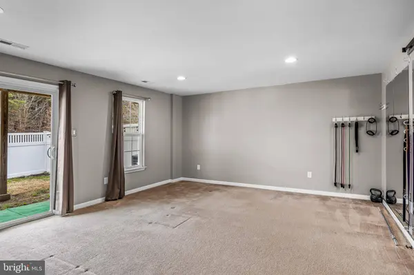 1 TAVERN LANE, Sicklerville, NJ 08081