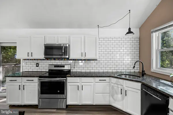 16 MILL CT, Sicklerville, NJ 08081