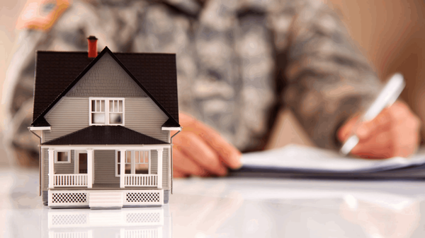 Buying a Home in Phoenix With a VA Loan: What Veterans and Service Members Should Know