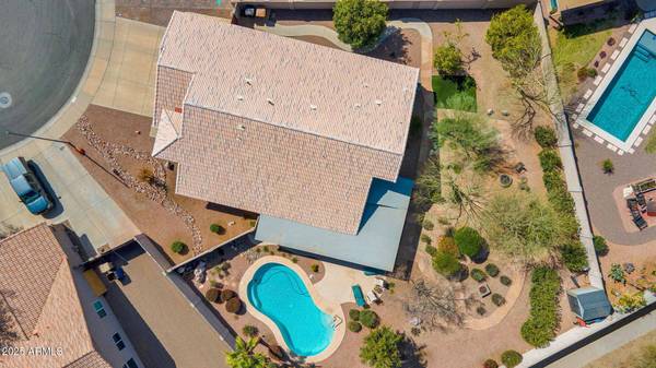 8402 W SHAW BUTTE Drive, Peoria, AZ 85345