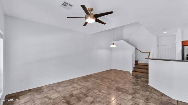 1702 E BELL Road #113, Phoenix, AZ 85022