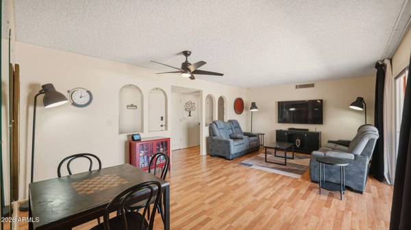 9801 N 101ST Avenue, Sun City, AZ 85351