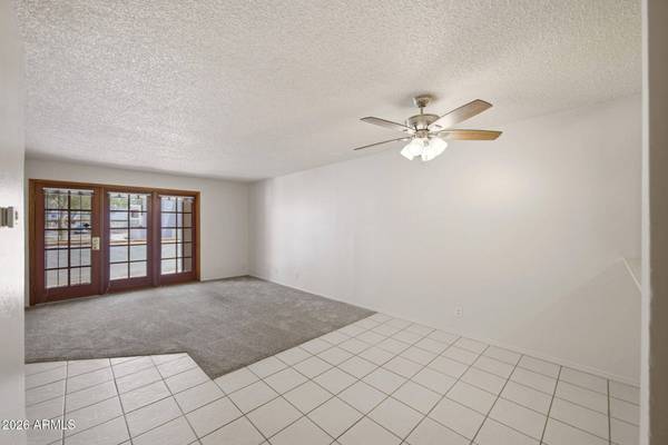 2201 W UNION HILLS Drive #123, Phoenix, AZ 85027