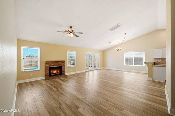 902 W SEQUOIA Drive, Phoenix, AZ 85027