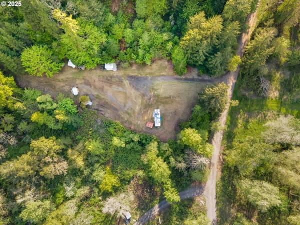 30606 BUTTERFLY LN, Eugene, OR 97405