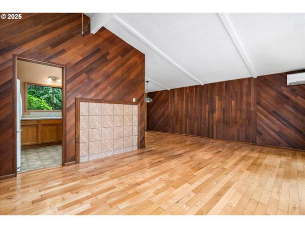 761 FOOTHILL DR, Eugene, OR 97405