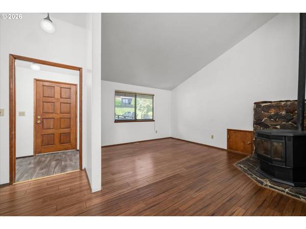 1783 GRAHAM DR, Eugene, OR 97405