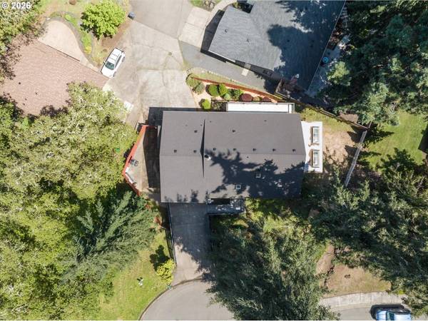 1783 GRAHAM DR, Eugene, OR 97405