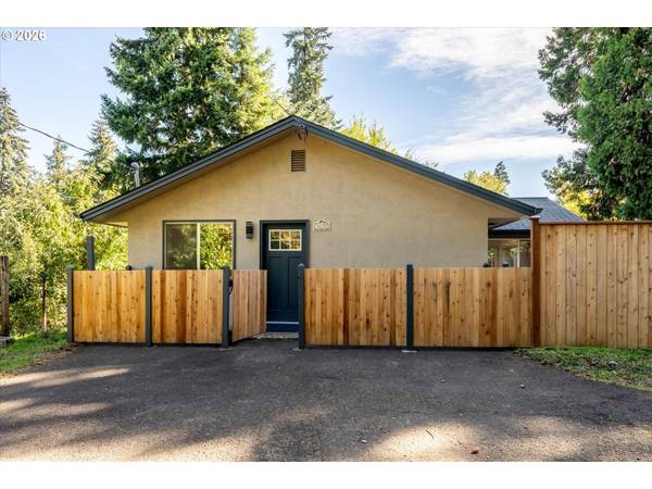 3437 STOREY BLVD, Eugene, OR 97405