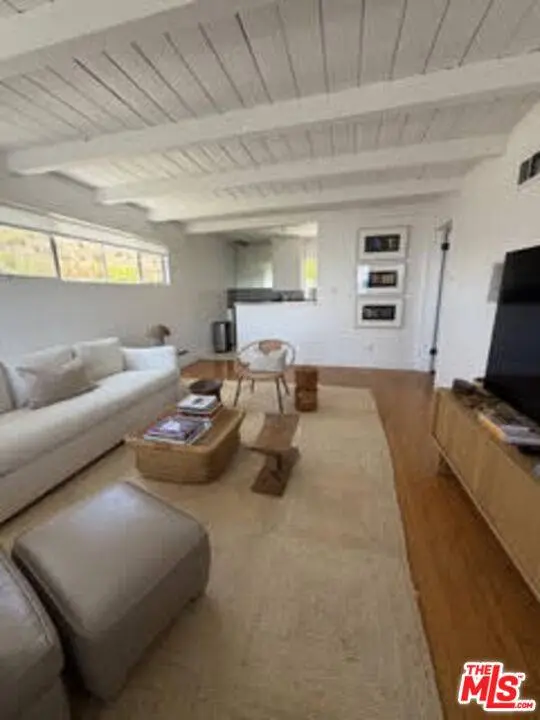 25119 Malibu Rd, Malibu, CA 90265