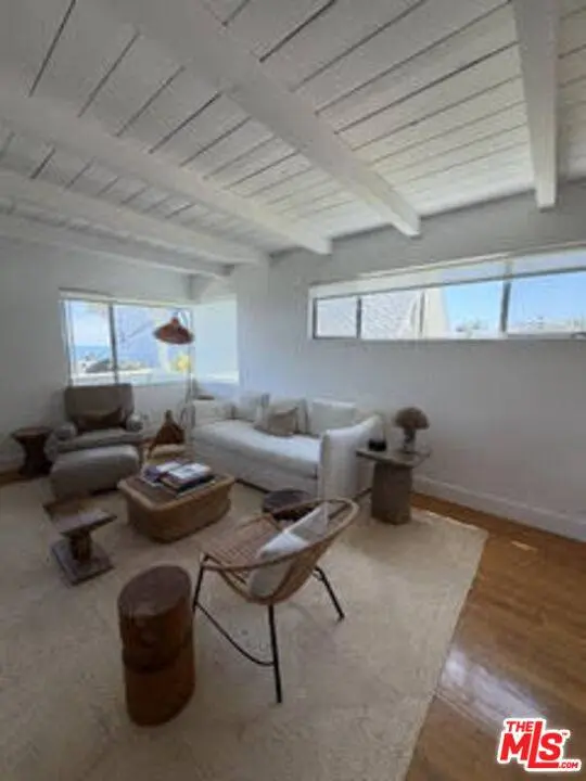 25119 Malibu Rd, Malibu, CA 90265