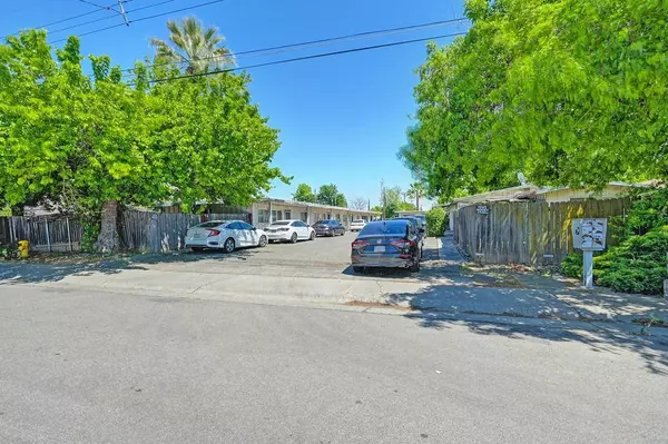 2730 Connie DR, Sacramento, CA 95815