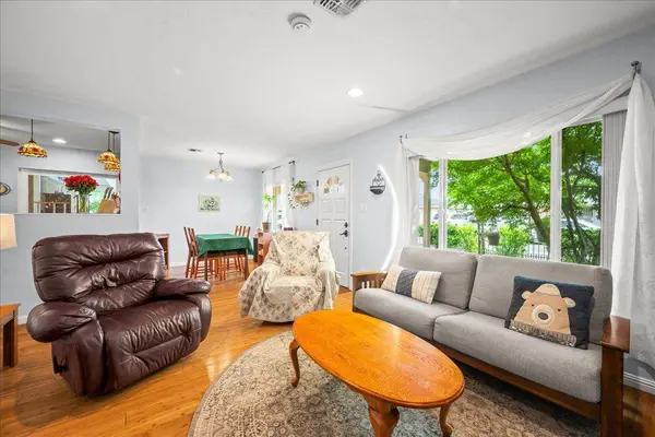 1812 Sicard ST, Marysville, CA 95901