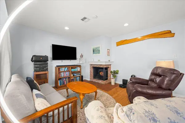 1812 Sicard ST, Marysville, CA 95901