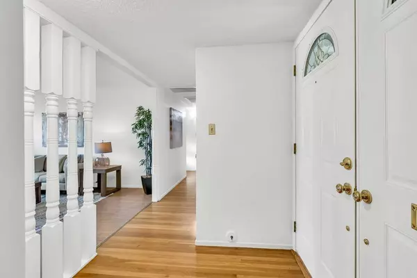 5808 Fernbrook CT, Carmichael, CA 95608