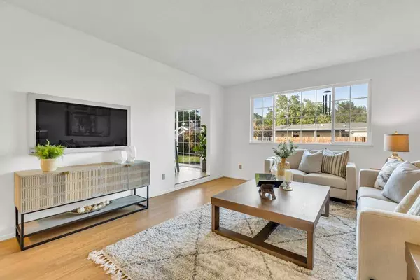 5808 Fernbrook CT, Carmichael, CA 95608