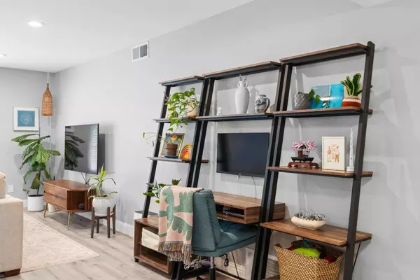 3524 Pope AVE, Sacramento, CA 95821