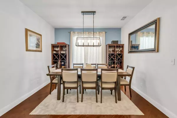 341 Mahonia CIR, Sacramento, CA 95835