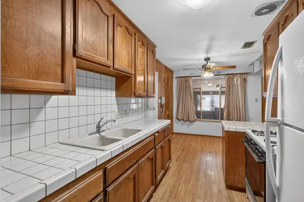 5800 San Ardo WAY, North Highlands, CA 95660