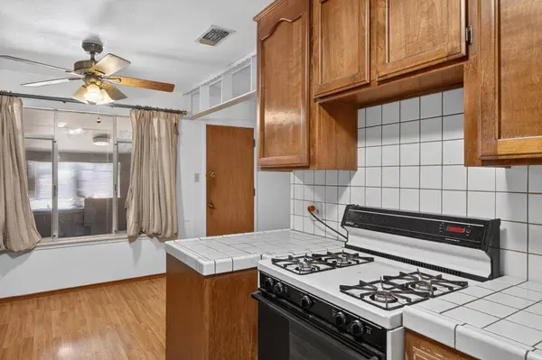 5800 San Ardo WAY, North Highlands, CA 95660