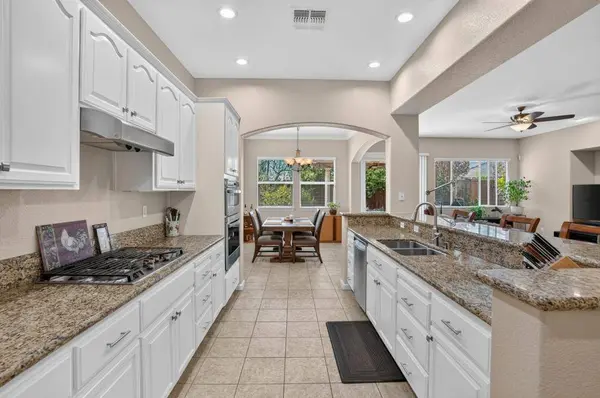 1941 Trinity WAY, West Sacramento, CA 95691