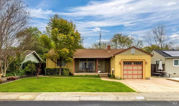 821 Camellia WAY, Vacaville, CA 95688