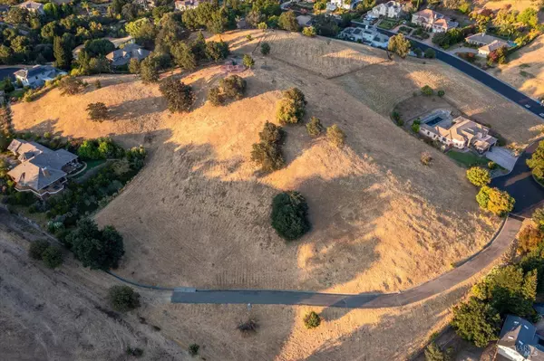 1030 Mulberry CT, Vacaville, CA 95688