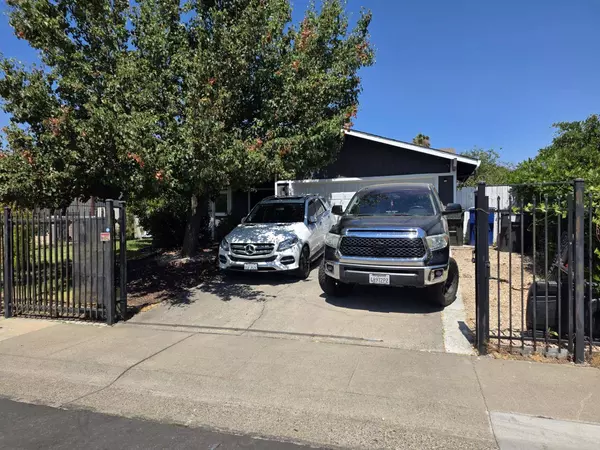 7483 53rd AVE, Sacramento, CA 95828